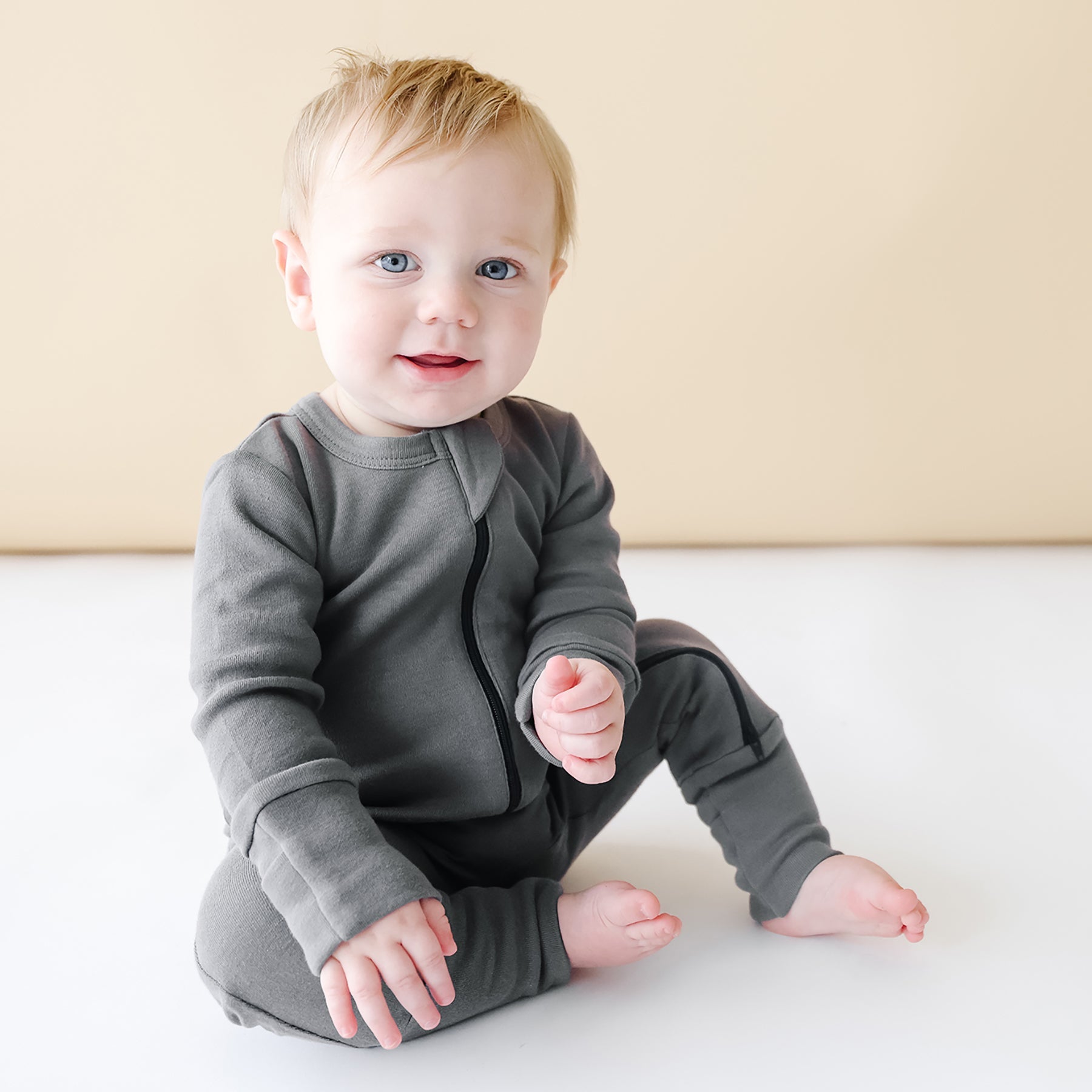 Organic Snuggle Soft Melange '2-Way' Zipper Romper